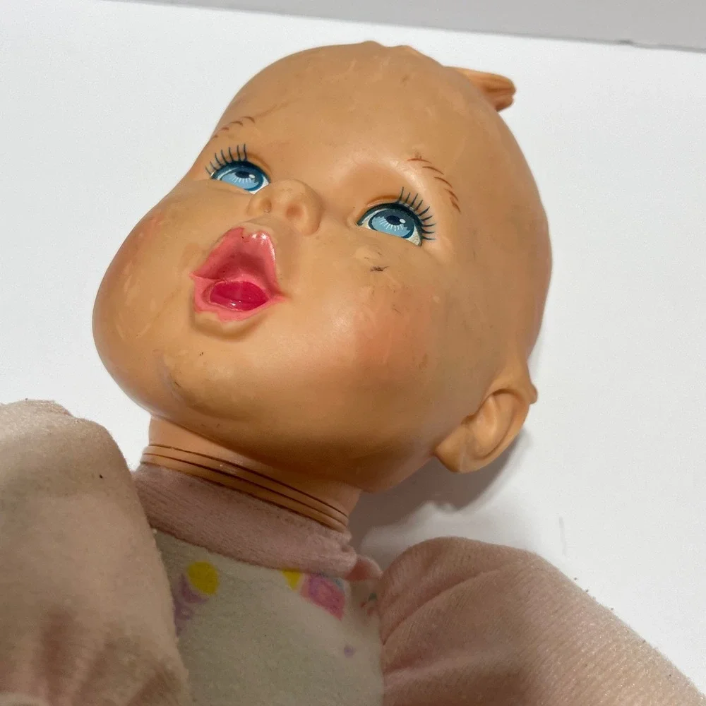 Vintage 1995 Toy Biz Gerber Baby Head Dolls Set of 2 with Bottles Blue Eyes Pink